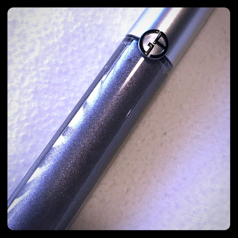 Giorgio Armani Beauty eye tint liquid eyeshadow